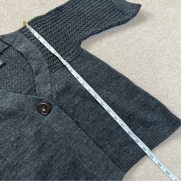 Urban Behavior sweater - Picture 3 of 8